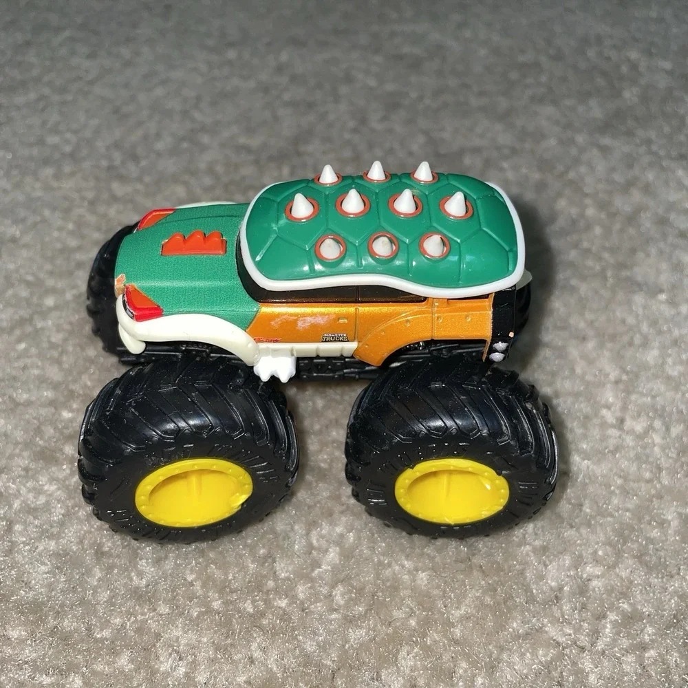 Hot Wheels Monster Trucks Bowser Super Mario Nintendo‎ 1:64 Scale Diecast Toy